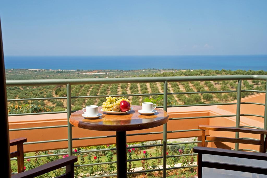 Enastron Villas Kyparissia Luaran gambar