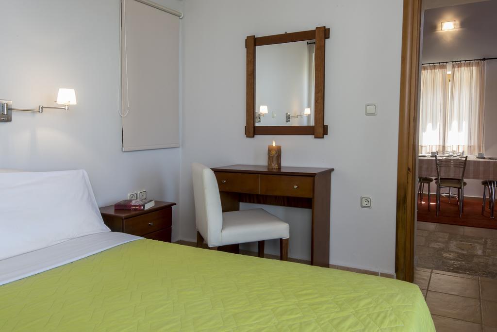 Enastron Villas Kyparissia Luaran gambar