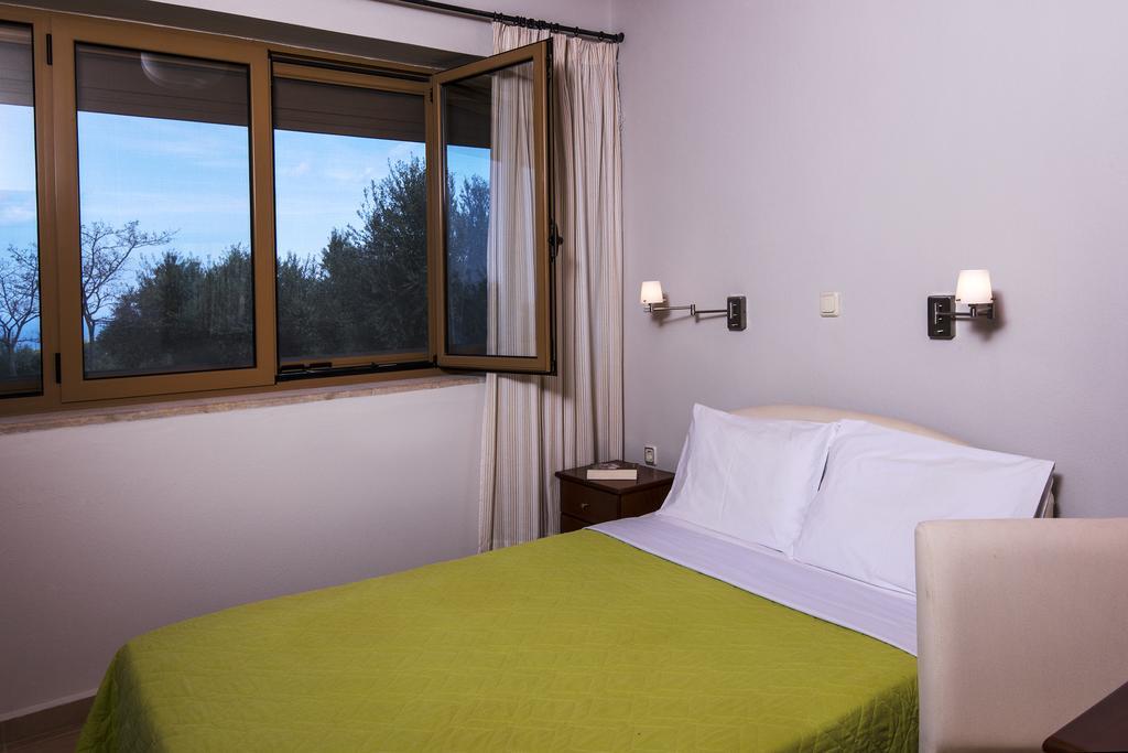 Enastron Villas Kyparissia Luaran gambar