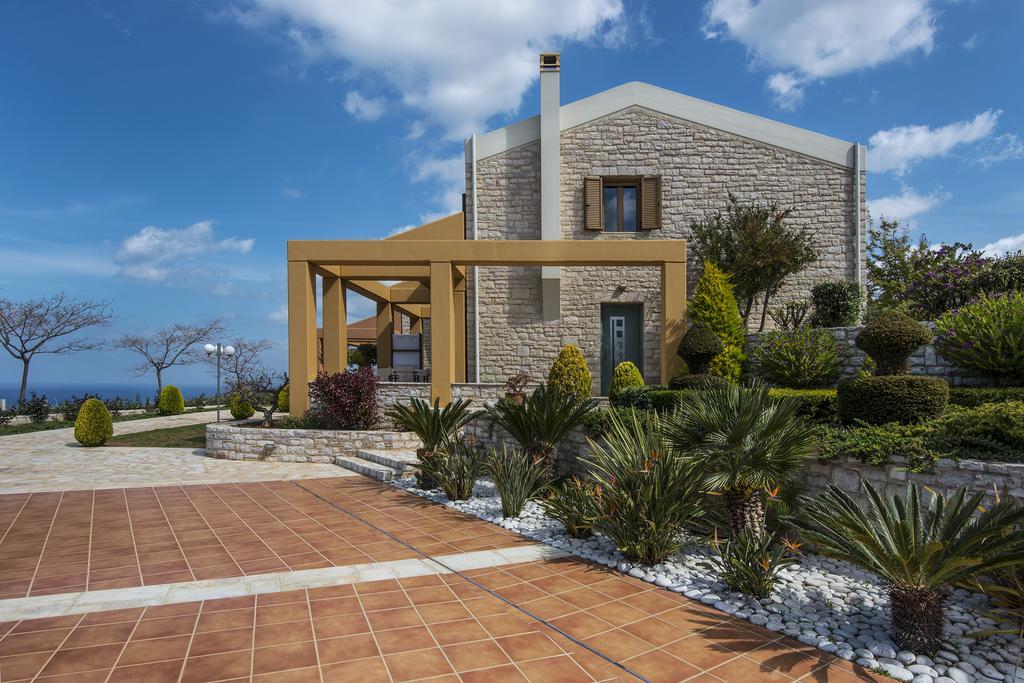 Enastron Villas Kyparissia Luaran gambar