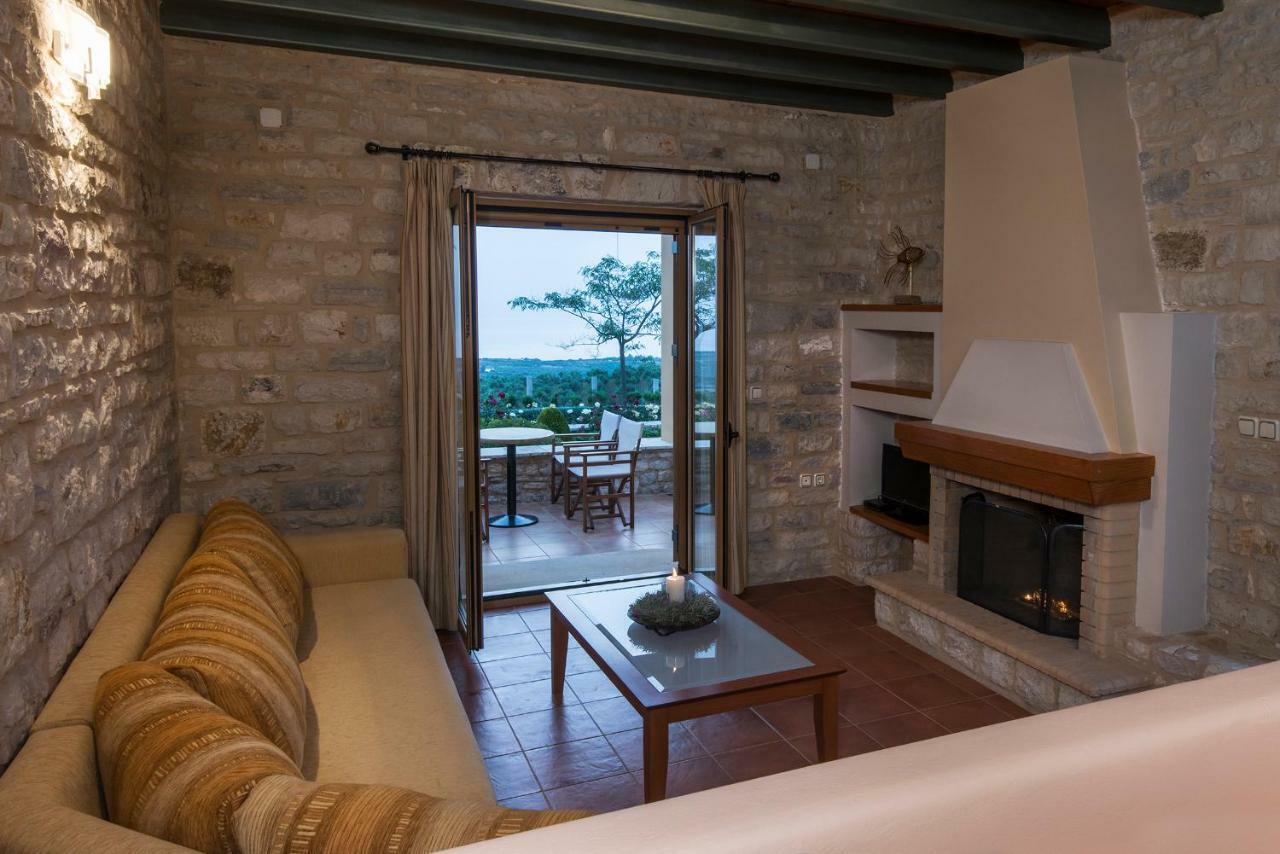 Enastron Villas Kyparissia Luaran gambar