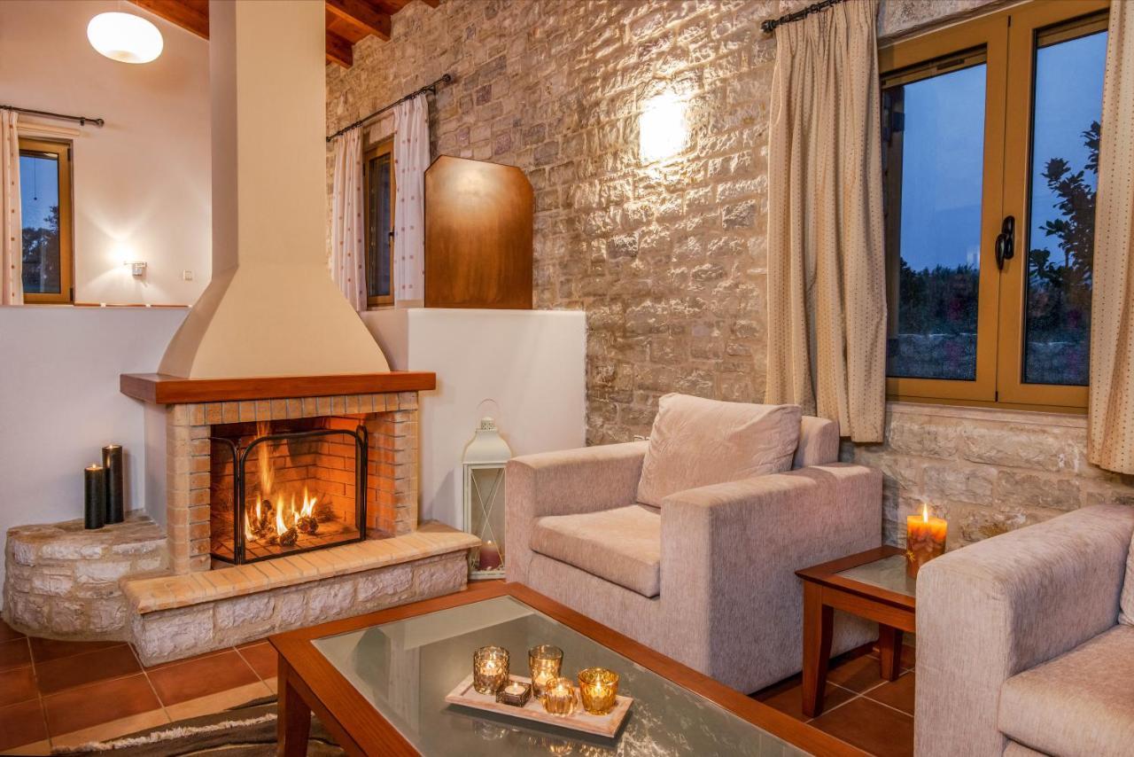 Enastron Villas Kyparissia Luaran gambar