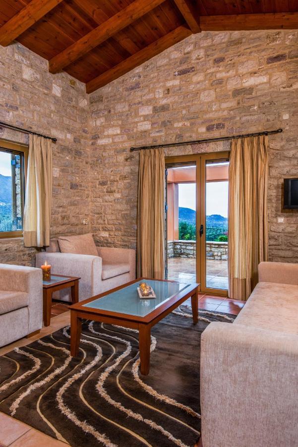 Enastron Villas Kyparissia Luaran gambar